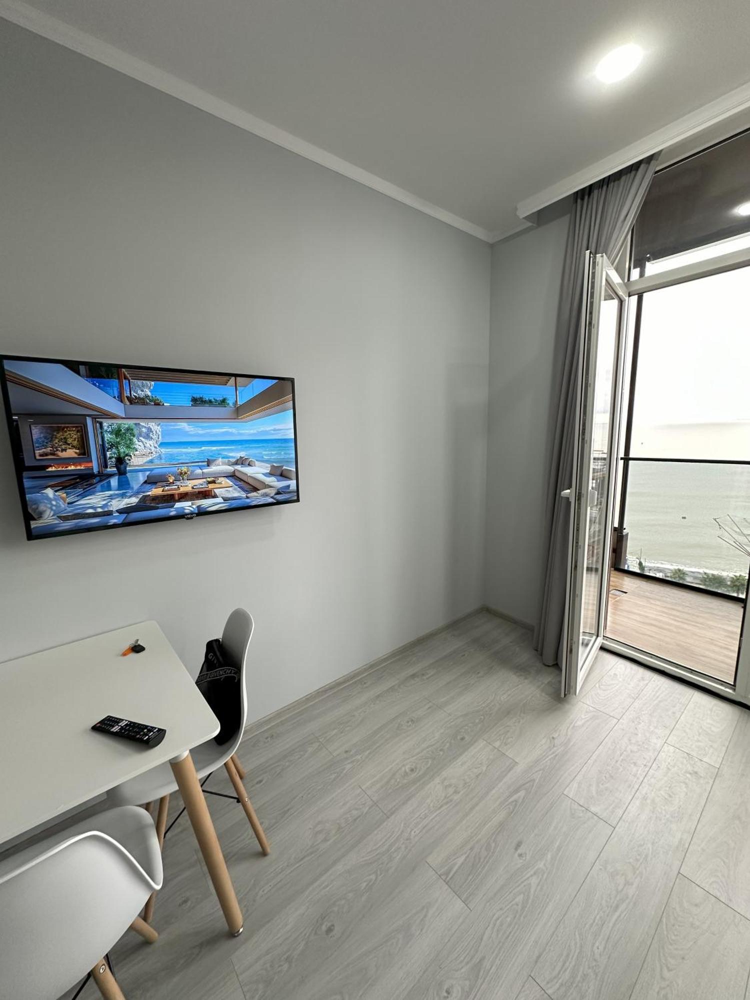 Bi Residence Sea View Luxury Батумі Екстер'єр фото
