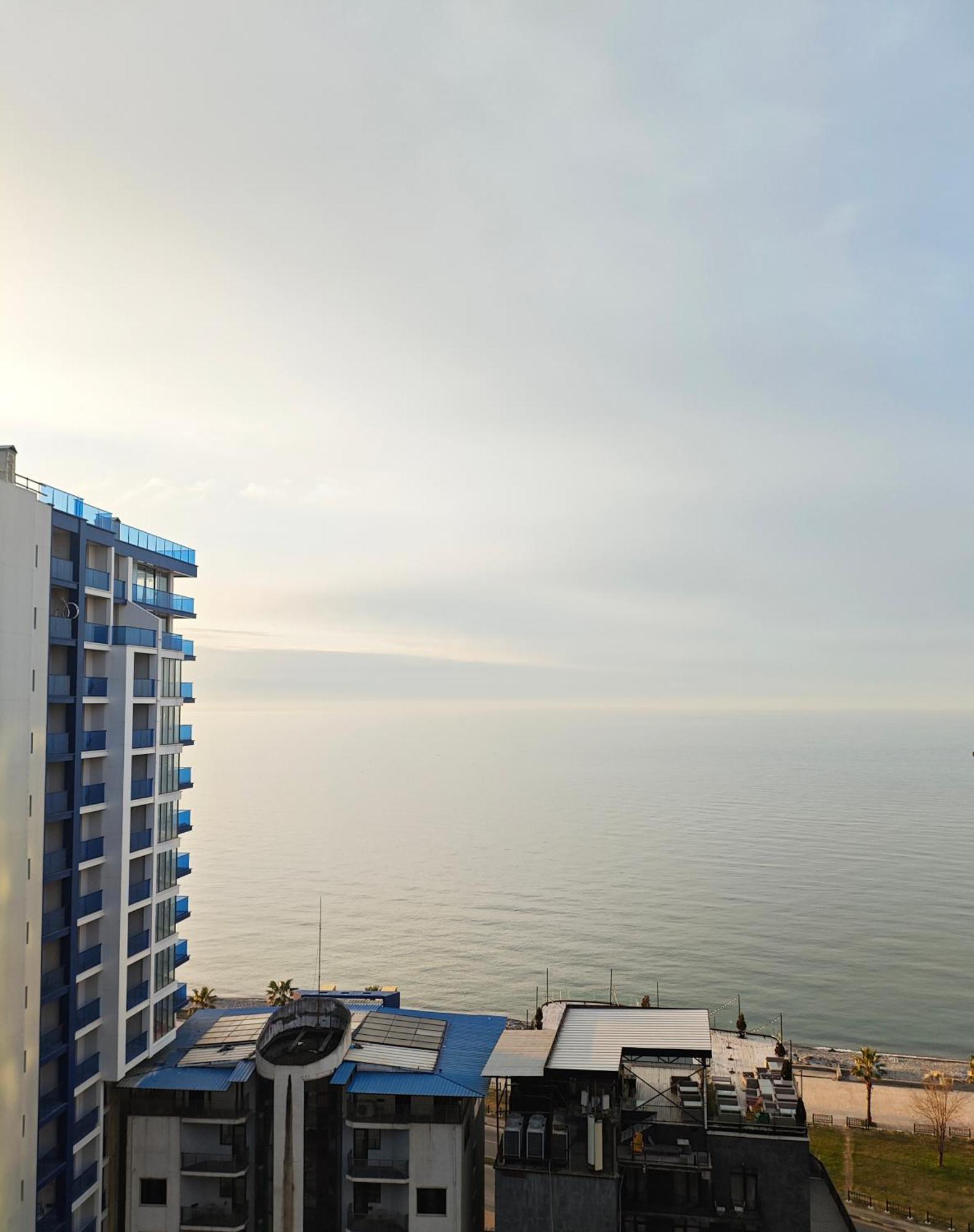 Bi Residence Sea View Luxury Батумі Екстер'єр фото